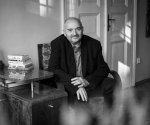 Jan Burian a Dan Fikejz: Láska, labutě, plasty